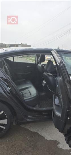 نيسان ألتيما